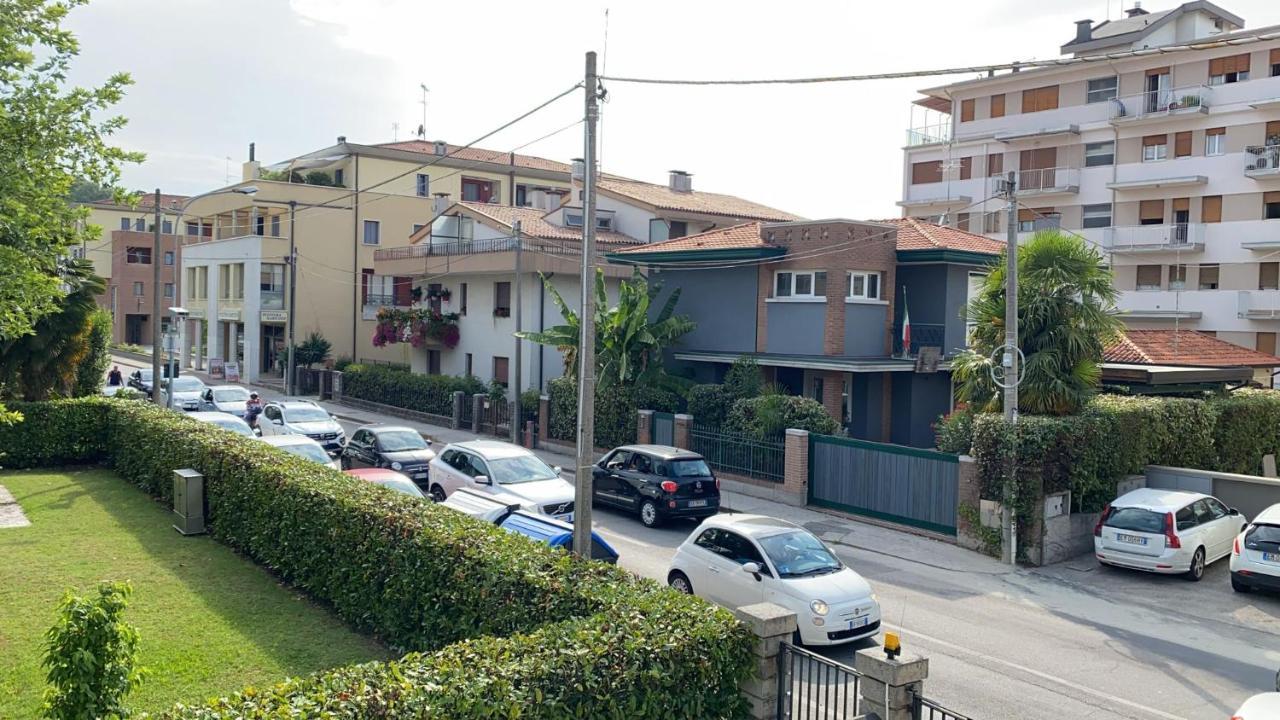 Momy House Apartment San Dona di Piave Bagian luar foto